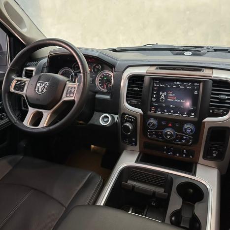 RAM Classic 5.7 V8 32V 4P HEMI LARAMIE AUTOMTICO, Foto 12