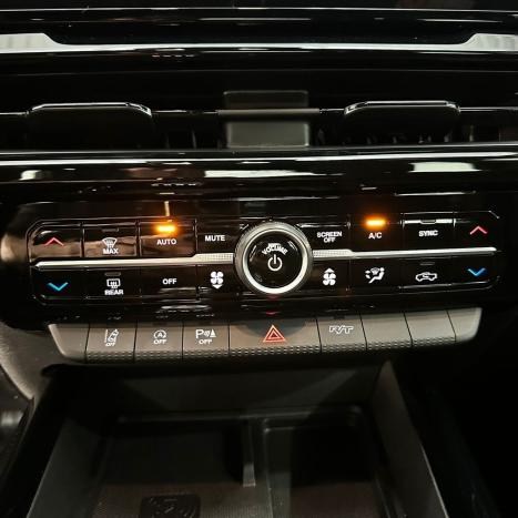 RAM Rampage 2.0 4P HURRICANE 4 TURBO R/T 4X4 AUTOM�TICO, Foto 13