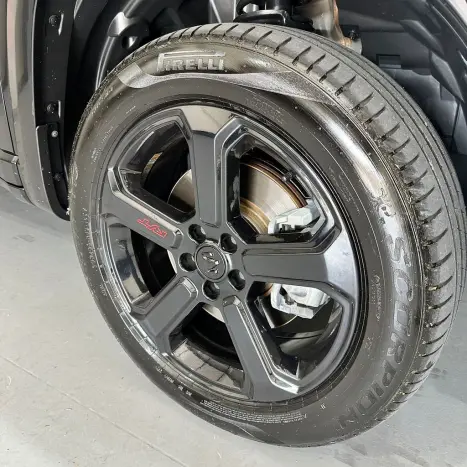 RAM Rampage 2.0 4P HURRICANE 4 TURBO R/T 4X4 AUTOM�TICO, Foto 27