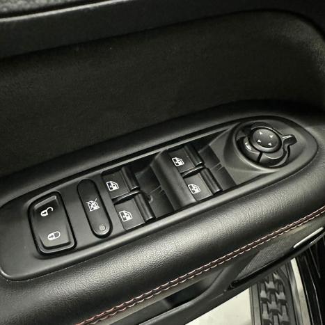 RAM Rampage 2.0 4P HURRICANE 4 TURBO R/T 4X4 AUTOM�TICO, Foto 22