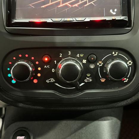 RENAULT Captur 1.6 16V 4P FLEX SCE LIFE X-TRONIC CVT, Foto 13