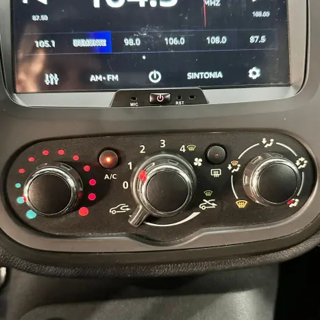 RENAULT Captur 1.6 16V 4P FLEX SCE LIFE X-TRONIC CVT, Foto 13