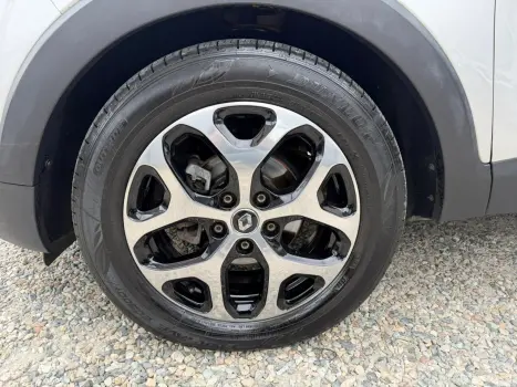 RENAULT Captur 1.6 16V 4P FLEX SCE INTENSE X-TRONIC CVT, Foto 6