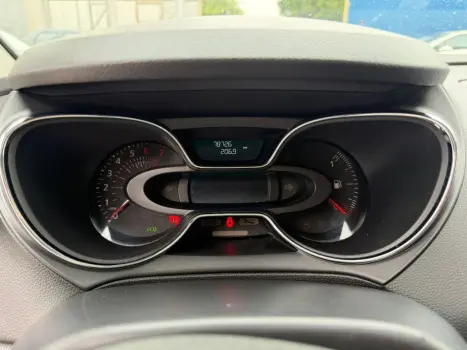 RENAULT Captur 1.6 16V 4P FLEX SCE INTENSE X-TRONIC CVT, Foto 13