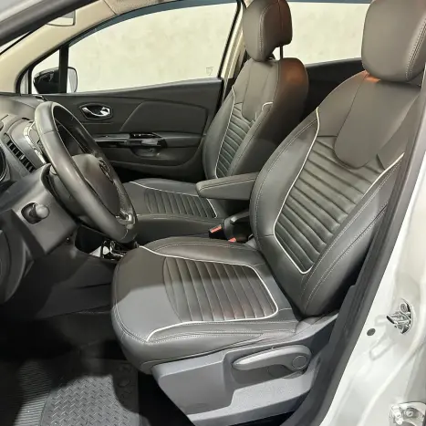 RENAULT Captur 1.6 16V 4P FLEX SCE INTENSE X-TRONIC CVT, Foto 25