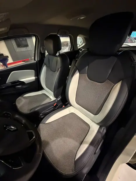 RENAULT Captur 1.6 16V 4P FLEX SCE INTENSE X-TRONIC CVT, Foto 13