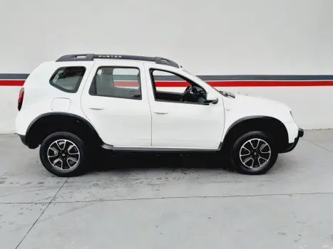 RENAULT Duster 1.6 16V 4P FLEX DYNAMIQUE AUTOMÁTICO CVT, Foto 15 RENAULT Duster 1.6 16V 4P FLEX DYNAMIQUE AUTOMÁTICO CVT, Foto 15