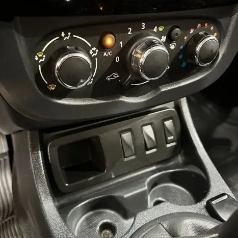 RENAULT Duster 1.6 16V 4P FLEX, Foto 13
