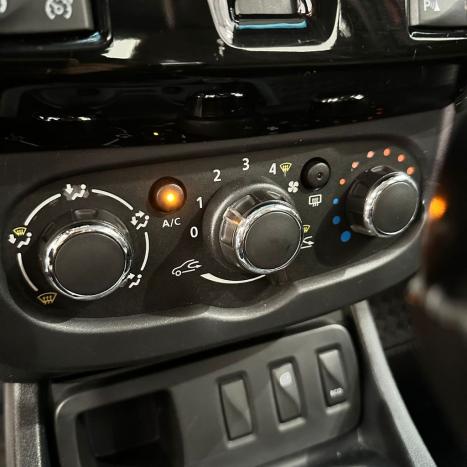 RENAULT Duster 2.0 16V 4P FLEX DYNAMIQUE AUTOM�TICO, Foto 13