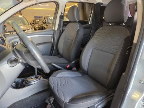 RENAULT Duster 2.0 16V 4P FLEX DYNAMIQUE AUTOM�TICO, Foto 6
