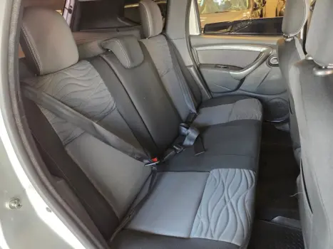 RENAULT Duster 2.0 16V 4P FLEX DYNAMIQUE AUTOM�TICO, Foto 16