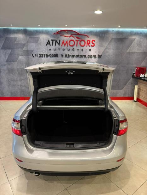 RENAULT Fluence 2.0 16V 4P FLEX PRIVIL�GE AUTOM�TICO, Foto 9
