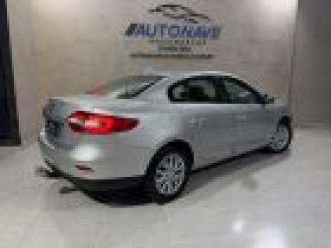 RENAULT Fluence 2.0 16V 4P FLEX DYNAMIQUE PLUS AUTOMÁTICO, Foto 4