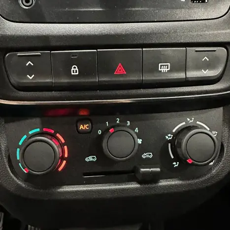 RENAULT Kwid 1.0 12V 4P SCE FLEX ZEN, Foto 13