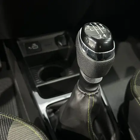 RENAULT Kwid 1.0 12V 4P SCE FLEX OUTSIDER, Foto 14