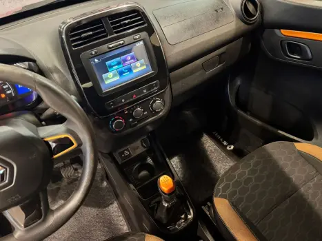 RENAULT Kwid 1.0 12V 4P SCE FLEX OUTSIDER, Foto 16