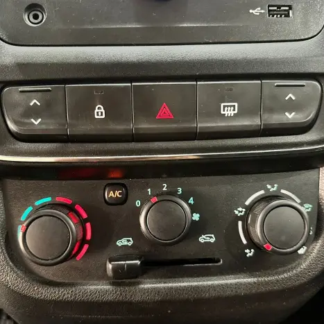 RENAULT Kwid 1.0 12V 4P SCE FLEX ZEN, Foto 13