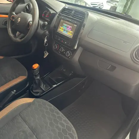 RENAULT Kwid 1.0 12V 4P SCE FLEX OUTSIDER, Foto 7