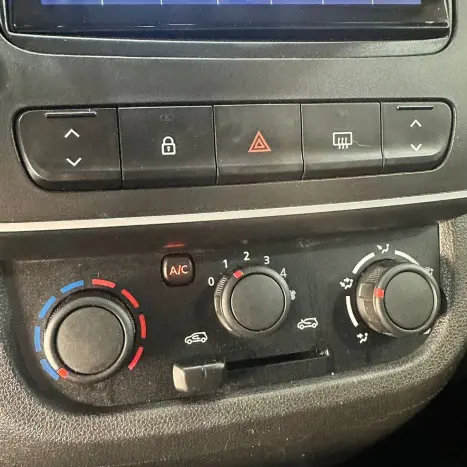 RENAULT Kwid 1.0 12V 4P SCE FLEX ZEN, Foto 14