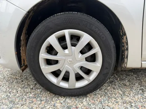 RENAULT Logan 1.6 16V 4P FLEX EXPRESSION, Foto 12