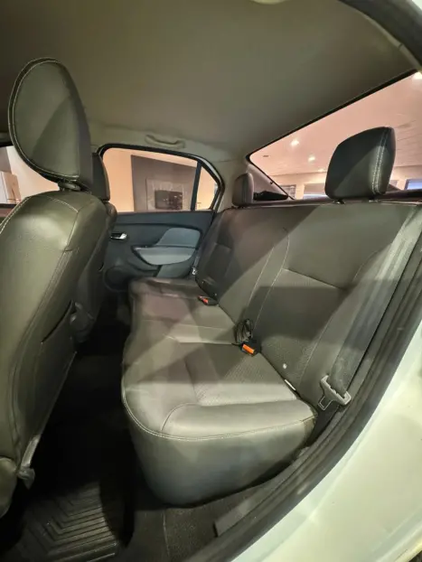 RENAULT Logan 1.6 4P FLEX DINAMIQUE, Foto 15