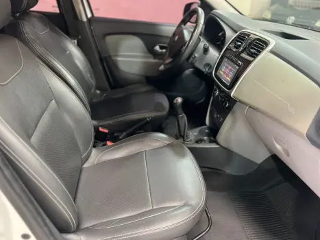 RENAULT Logan 1.6 4P FLEX DINAMIQUE, Foto 13