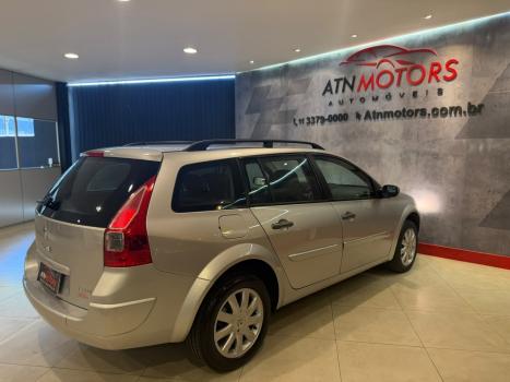 RENAULT Megane Grand Tour 1.6 16V 4P FLEX DYNAMIQUE, Foto 5