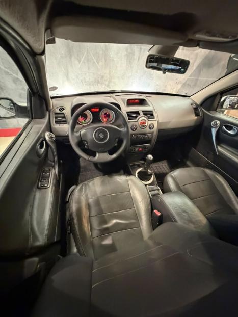 RENAULT Megane Grand Tour 1.6 16V 4P FLEX DYNAMIQUE, Foto 11