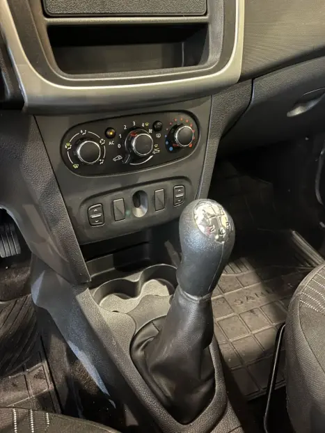 RENAULT Sandero 1.0 16V 4P FLEX AUTHENTIQUE, Foto 10