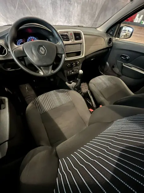 RENAULT Sandero 1.0 16V 4P FLEX AUTHENTIQUE, Foto 14