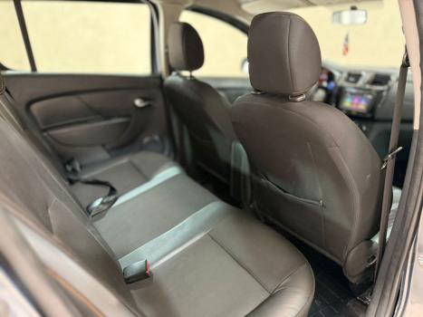 RENAULT Sandero 1.6 16V 4P FLEX SCE STEPWAY DINAMIQUE, Foto 11
