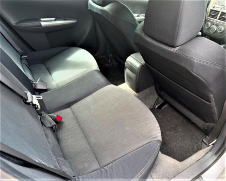SUBARU Impreza Hatch 2.0 16V 4P 4X4, Foto 11