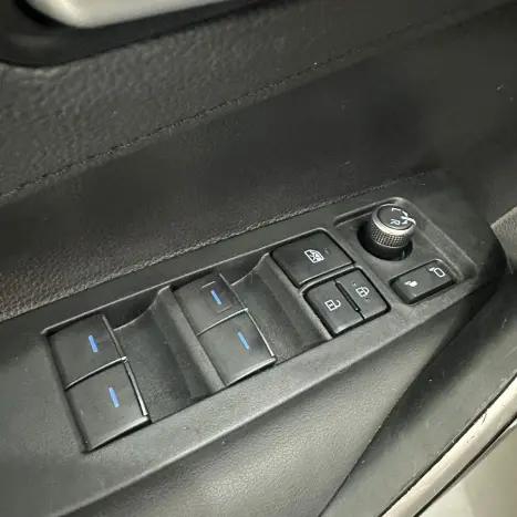 TOYOTA Corolla 2.0 16V 4P FLEX XEI DIRECT SHIFT AUTOM�TICO CVT, Foto 16