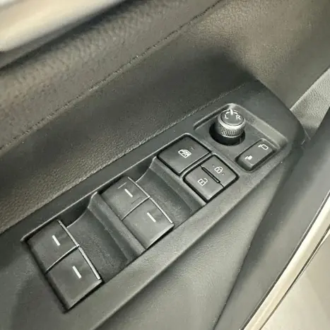 TOYOTA Corolla 2.0 16V 4P FLEX XEI DIRECT SHIFT AUTOM�TICO CVT, Foto 22