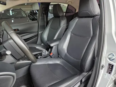 TOYOTA Corolla 2.0 16V 4P FLEX XEI DIRECT SHIFT AUTOM�TICO CVT, Foto 9