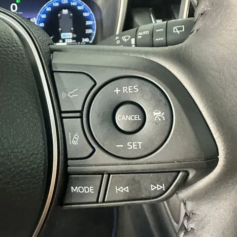 TOYOTA Corolla Cross 1.8 16V 4P FLEX VVT-I HYBRID XRX AUTOM�TICO CVT, Foto 21