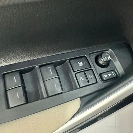 TOYOTA Corolla Cross 1.8 16V 4P FLEX VVT-I HYBRID XRX AUTOM�TICO CVT, Foto 23