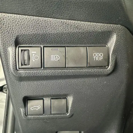 TOYOTA Corolla Cross 1.8 16V 4P FLEX VVT-I HYBRID XRX AUTOM�TICO CVT, Foto 24