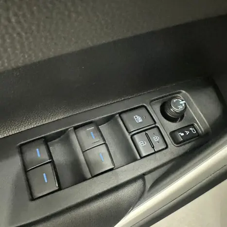 TOYOTA Corolla Cross 1.8 16V 4P FLEX VVT-I HYBRID XRV AUTOM�TICO CVT, Foto 18