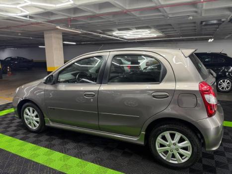 TOYOTA Etios Hatch 1.5 16V 4P FLEX XLS AUTOM�TICO, Foto 6
