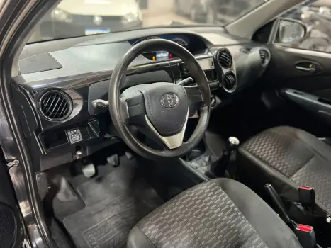 TOYOTA Etios Sedan 1.5 16V 4P FLEX PLATINUM, Foto 12