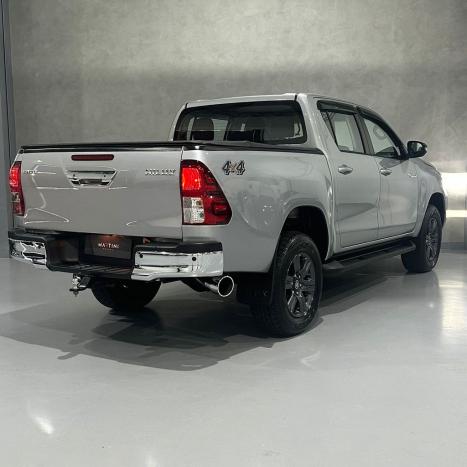 TOYOTA Hilux Caminhonete 2.8 16V 4P SR 4X4 DIESEL CHALLENGE CABINE DUPLA AUTOM�TICO, Foto 4