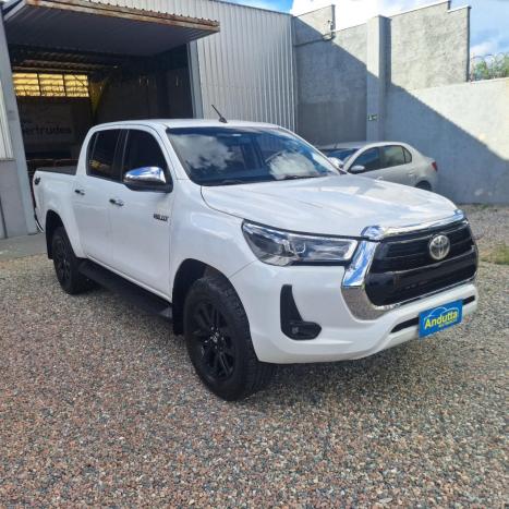 TOYOTA Hilux Caminhonete 2.8 16V SRX 4X4 TURBO DIESEL CABINE DUPLA AUTOM�TICO, Foto 1