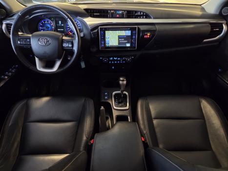 TOYOTA Hilux Caminhonete 2.7 16V 4P SRV FLEX CABINE DUPLA AUTOM�TICO, Foto 6