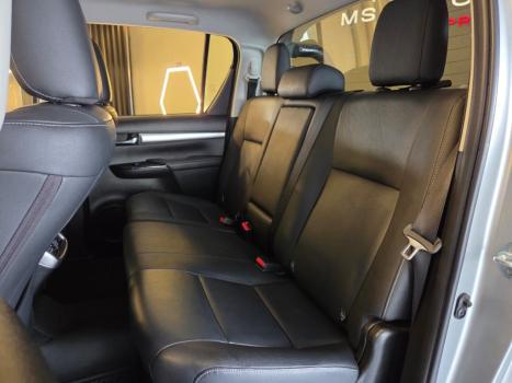 TOYOTA Hilux Caminhonete 2.7 16V 4P SRV FLEX CABINE DUPLA AUTOM�TICO, Foto 8