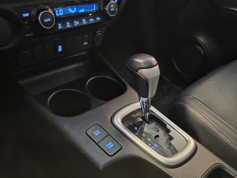 TOYOTA Hilux Caminhonete 2.7 16V 4P SRV FLEX CABINE DUPLA AUTOM�TICO, Foto 9