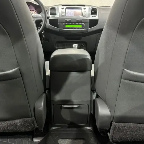 TOYOTA Hilux Caminhonete 2.7 16V 4P SRV FLEX 4X4  CABINE DUPLA AUTOM�TICO, Foto 14