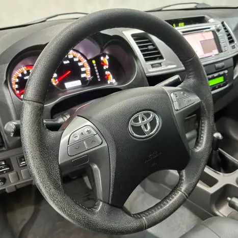 TOYOTA Hilux Caminhonete 2.7 16V 4P SRV FLEX 4X4  CABINE DUPLA AUTOM�TICO, Foto 21