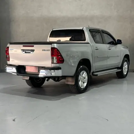 TOYOTA Hilux Caminhonete 2.7 16V 4P SR FLEX CABINE DUPLA AUTOM�TICO, Foto 4
