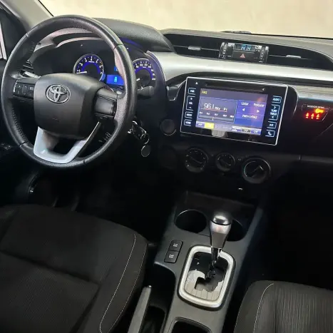 TOYOTA Hilux Caminhonete 2.7 16V 4P SR FLEX CABINE DUPLA AUTOM�TICO, Foto 11